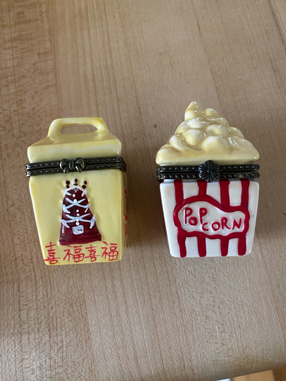 2 Hinged Boxes Popcorn & Chinese Food Container